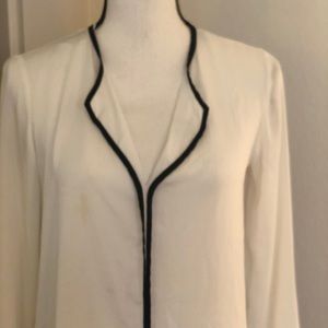 ❌GIFTED Mango MNG flowy blouse XS